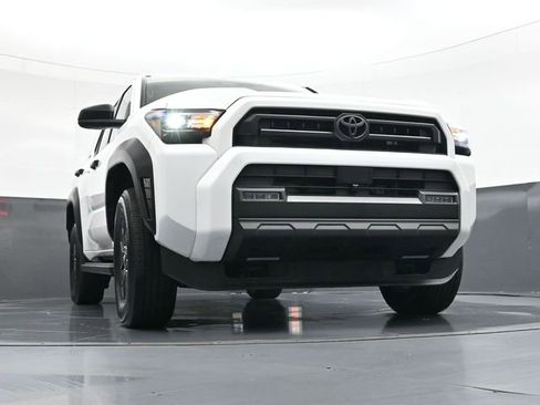 Used 2025 Toyota 4Runner SR5 image 41