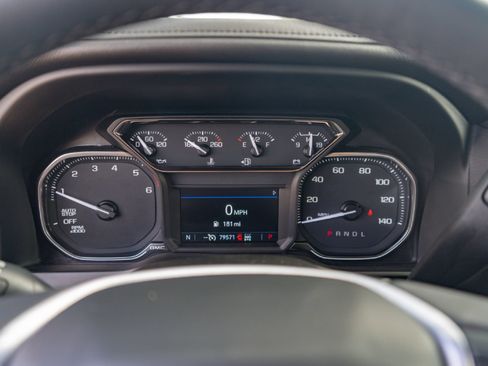 Used 2022 GMC Sierra 1500 SLT AWD/4WD image 14