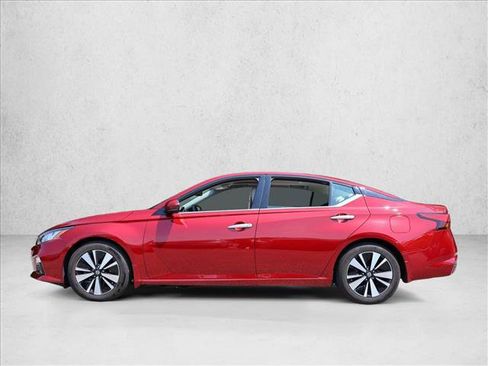 Used 2019 Nissan Altima 2.5 SL FWD image 8
