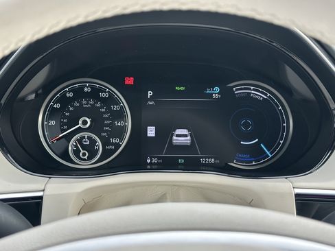 Used 2025 Genesis Electrified GV70 Advanced image 20