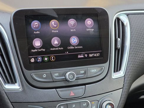 Used 2019 Chevrolet Malibu LT image 12