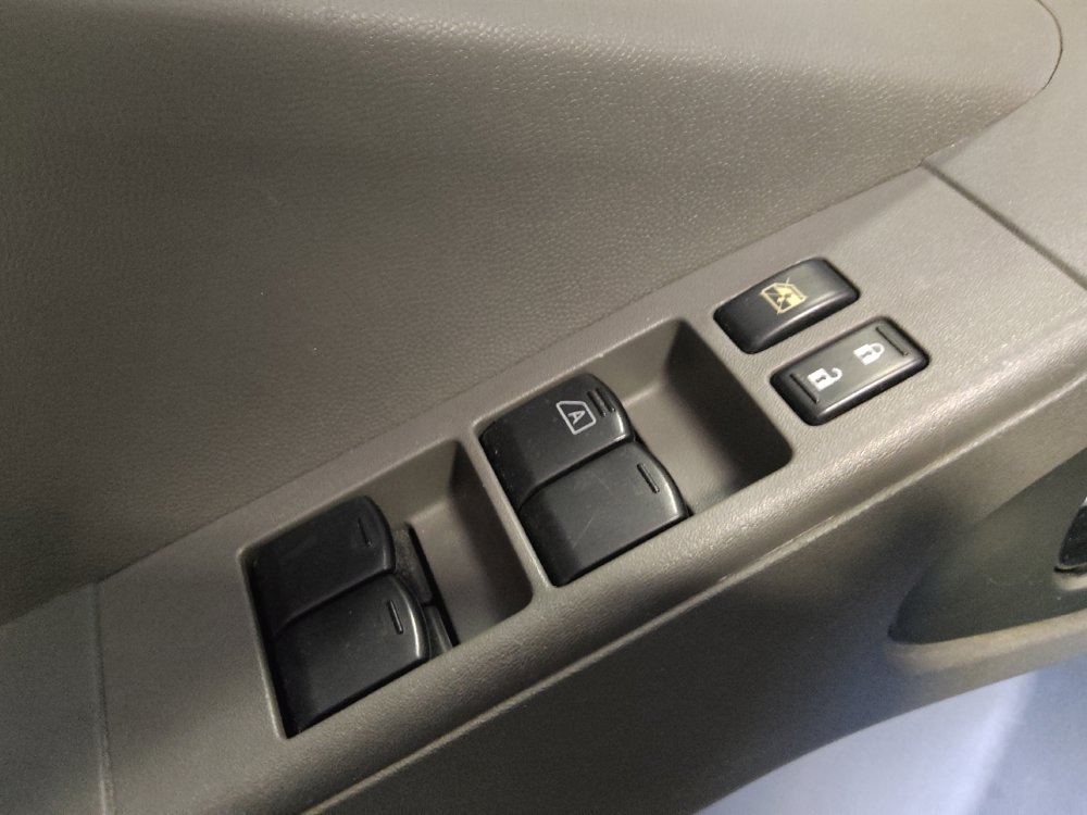 Used 2016 Nissan Frontier Desert Runner RWD image 27