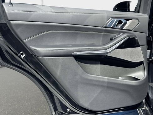 Used 2026 BMW X7 M60i image 30