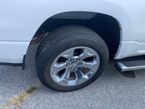 Used 2019 RAM 1500 Big Horn AWD/4WD image 8
