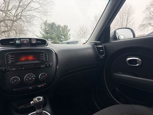 Used 2015 Kia Soul image 10