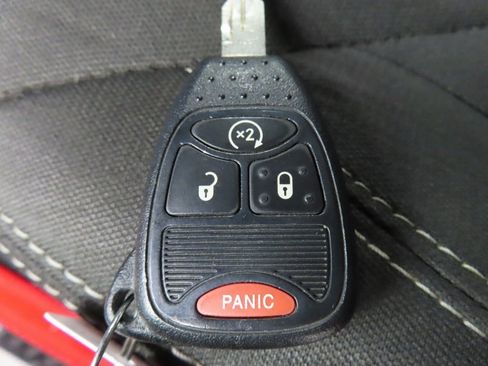 Used 2017 Jeep Wrangler Unlimited Sahara w/ Connectivity Group image 54