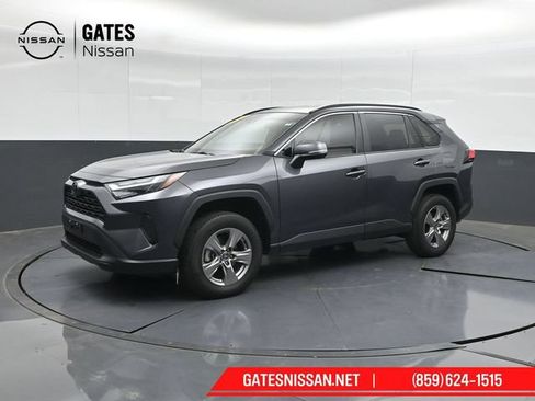 Used 2024 Toyota RAV4 XLE FWD image 6