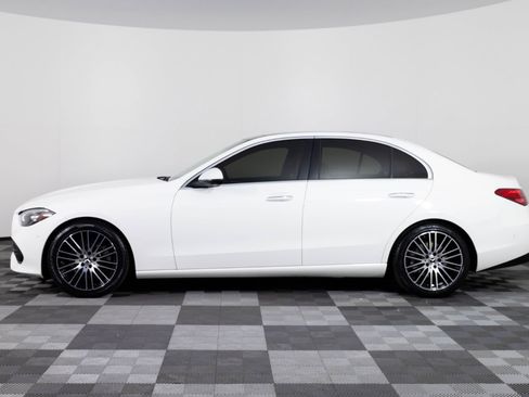 Used 2022 Mercedes-Benz C 300 4MATIC Sedan image 3