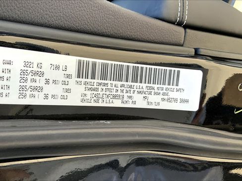 Used 2015 Dodge Durango Citadel w/ Technology Group image 36