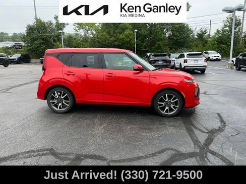 Used 2020 Kia Soul GT-Line FWD image 4