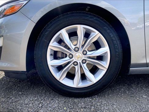 Used 2023 Chevrolet Malibu LT image 9
