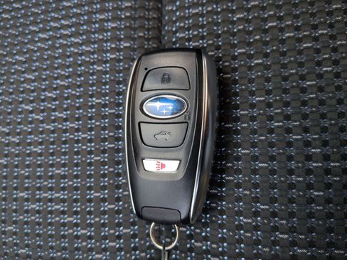 Certified 2025 Subaru Forester Premium image 37