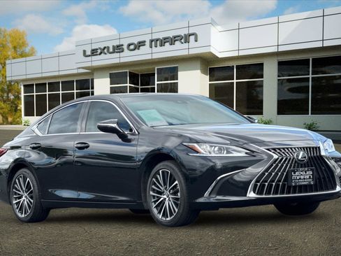 Used 2025 Lexus ES 300h w/ Premium Package FWD image 7