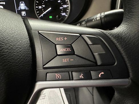 Used 2021 Nissan Versa SV image 16