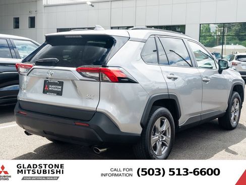 Used 2023 Toyota RAV4 XLE AWD/4WD image 7