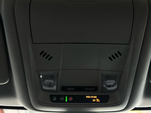 New 2025 Chevrolet Blazer LT w/ Midnight/Sport Edition image 32