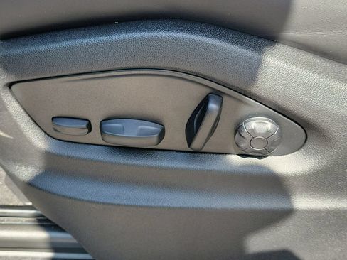 New 2026 Porsche Cayenne AWD/4WD image 28