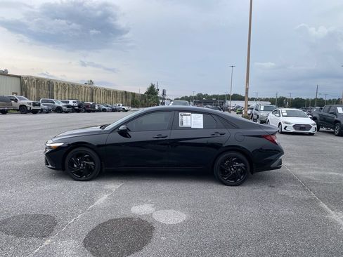 Certified 2026 Hyundai Elantra Sport FWD image 5