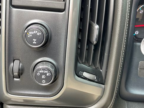 Used 2018 Chevrolet Silverado 1500 LTZ Z71 w/ LTZ Plus Package image 35