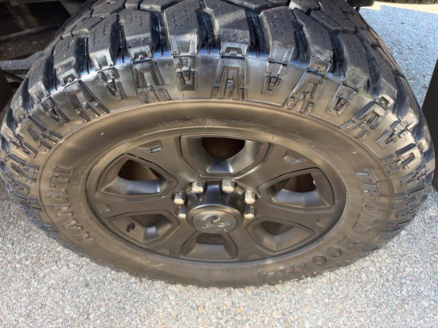 Used 2018 RAM 2500 Big Horn w/ Sport Appearance Group AWD/4WD image 7