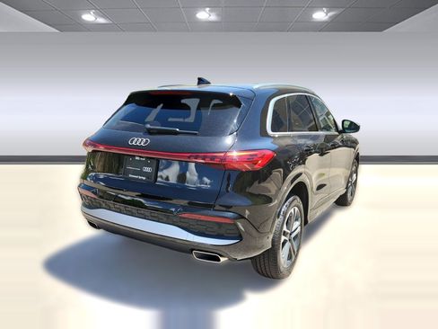 Used 2025 Audi Q5 Premium w/ Convenience Package AWD/4WD image 9