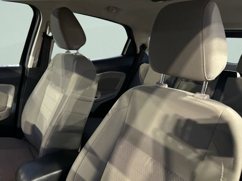 Used 2021 Ford EcoSport S image 10