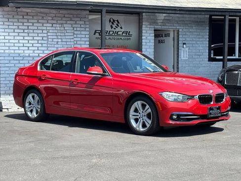 Used 2017 BMW 330i Sedan RWD image 9