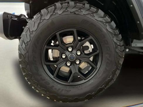 Used 2024 Jeep Wrangler Unlimited AWD/4WD image 88