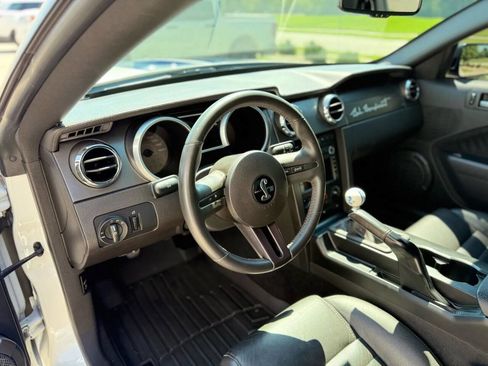 Used 2009 Ford Mustang Shelby GT500 image 14