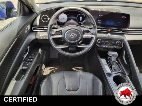 Used 2022 Hyundai Elantra Limited w/ Preferred Accessory Package FWD image 16