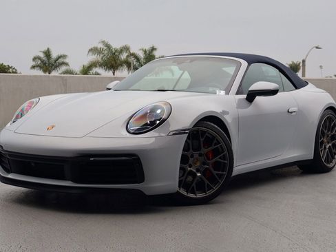 Certified 2023 Porsche 911 Carrera 4S image 1