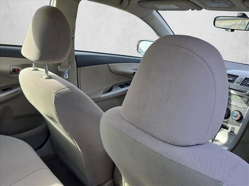 Used 2011 Toyota Corolla LE image 20