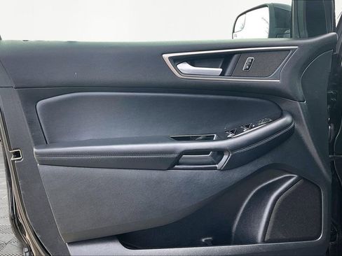 Used 2018 Ford Edge SEL w/ Equipment Group 201A image 22