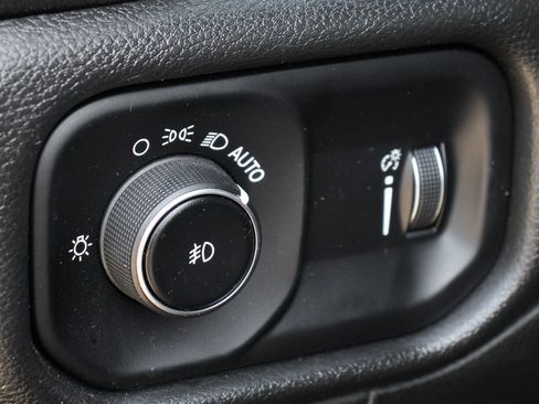 Used 2023 RAM 5500 Tradesman image 17