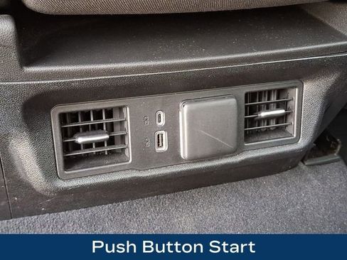 Used 2024 GMC Sierra 1500 Elevation image 17