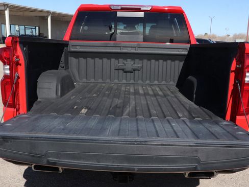 Used 2024 Chevrolet Silverado 1500 LT Trail Boss w/ Convenience Package II image 29