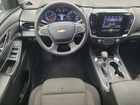 Used 2021 Chevrolet Traverse LS FWD image 22
