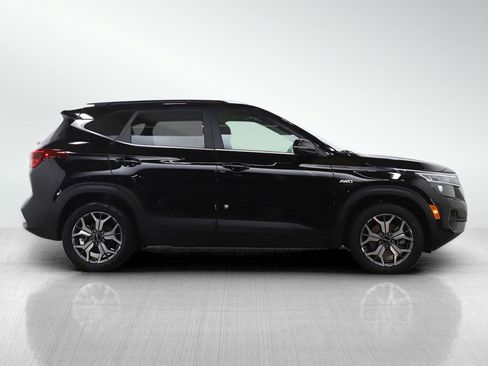 Used 2023 Kia Seltos EX AWD/4WD image 7
