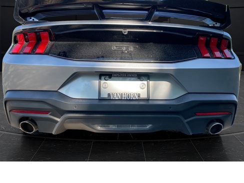 Used 2024 Ford Mustang GT RWD image 10