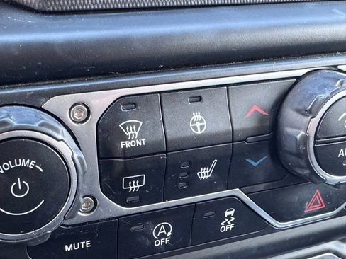 Used 2021 Jeep Wrangler Unlimited Sport AWD/4WD image 19