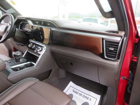 Used 2024 GMC Sierra 1500 Denali w/ Technology Package image 21