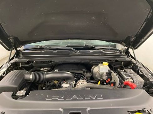Used 2019 RAM 1500 Big Horn AWD/4WD image 30