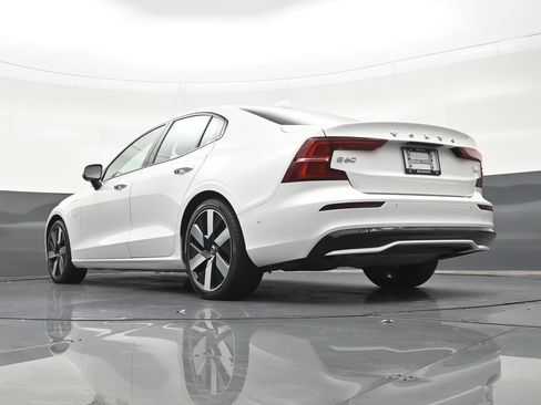 Certified 2024 Volvo S60 T8 Plus AWD/4WD image 27