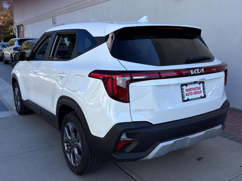 Used 2024 Kia Seltos LX image 6