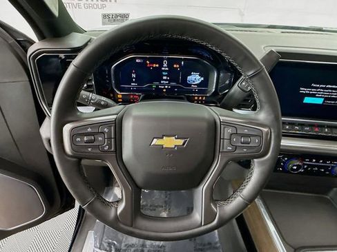 Used 2025 Chevrolet Silverado 2500 High Country w/ Technology Package AWD/4WD image 13