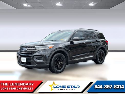 Used 2023 Ford Explorer XLT RWD image 1