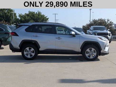 Used 2025 Toyota RAV4 XLE FWD image 4