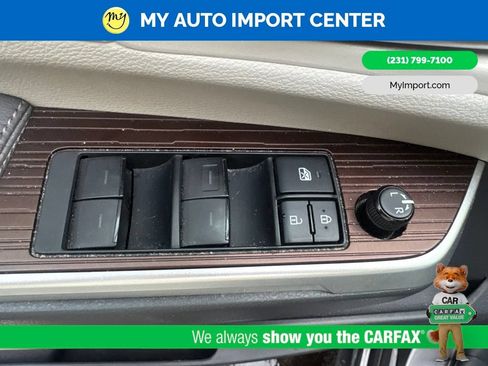 Used 2021 Toyota Sienna XLE w/ XLE Plus Package AWD/4WD image 9