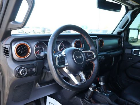 Used 2021 Jeep Gladiator Mojave AWD/4WD image 19