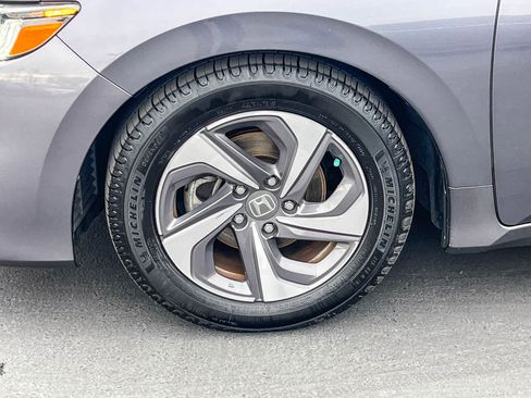 Used 2019 Honda Insight EX image 9